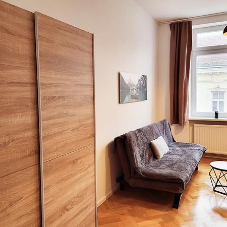Kienmayer Apartment Vienna Luaran gambar